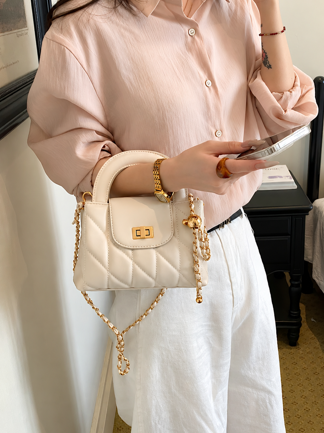Quilted Chain Strap Crossbody Bag