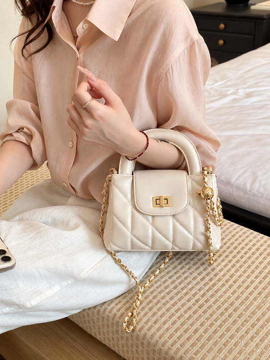 Quilted Chain Strap Crossbody Bag