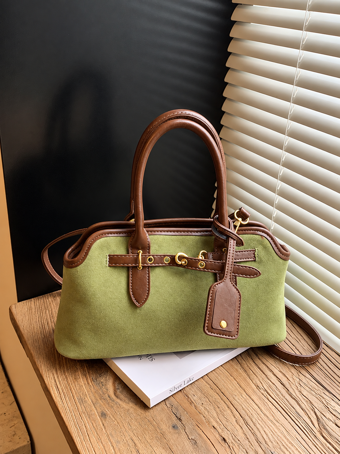 Vintage Buckle Detail Handbag