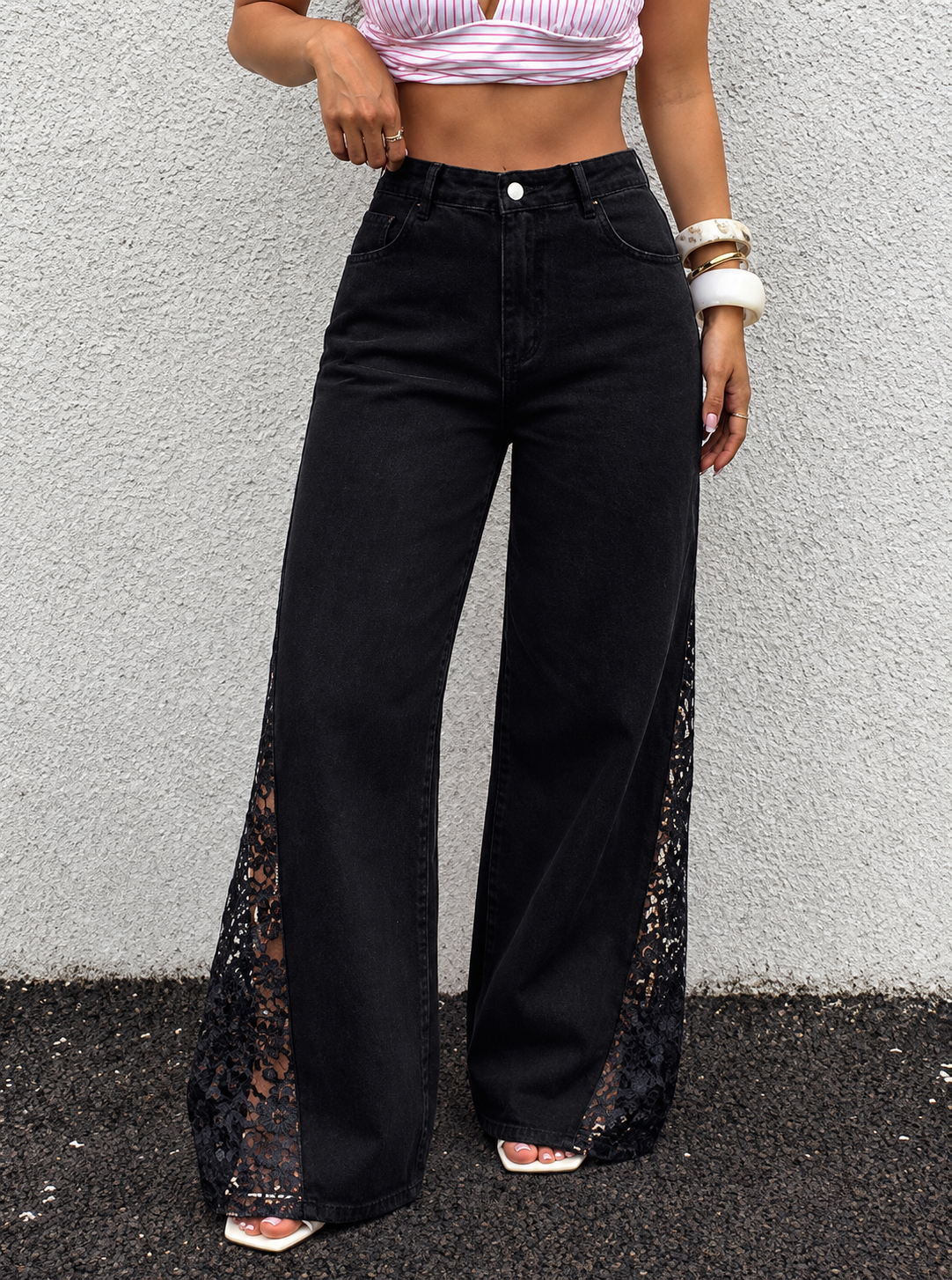 Lace Detail Wide-Leg Jeans
